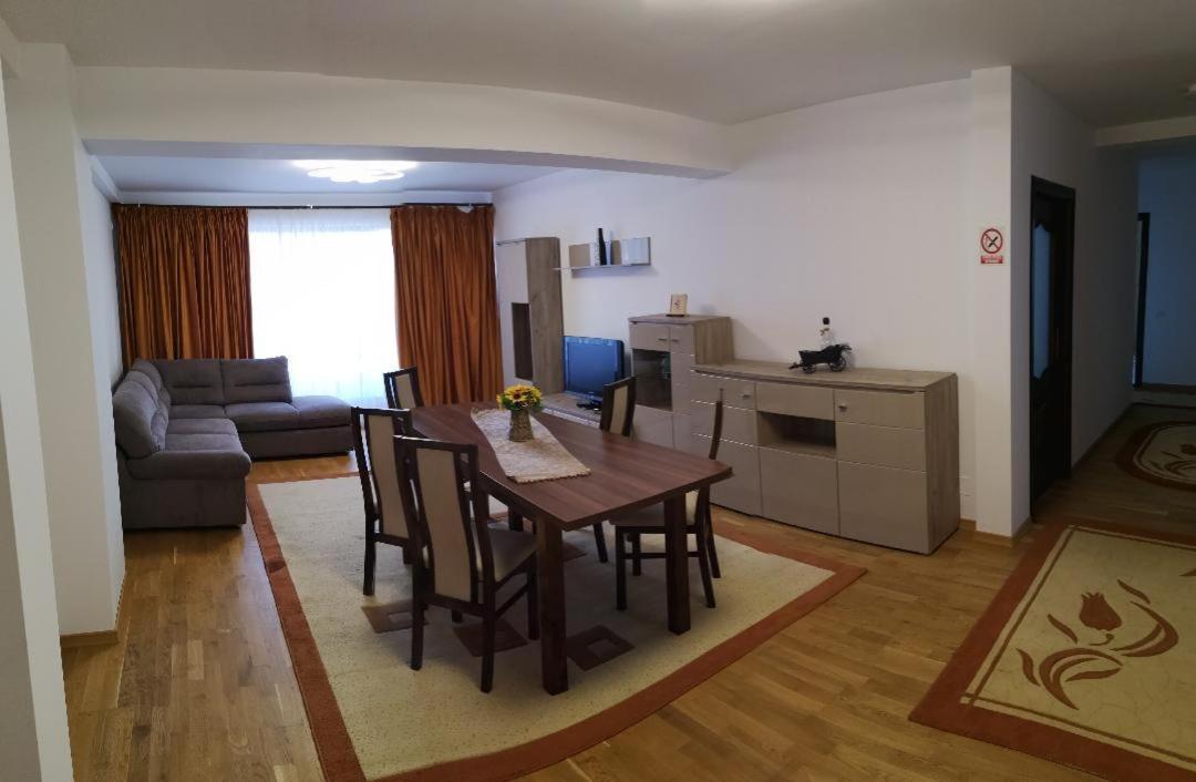 Passa Tempo Hotel Suczawa Zewnętrze zdjęcie